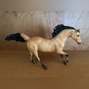 Breyer horse Spirit Classic Sized